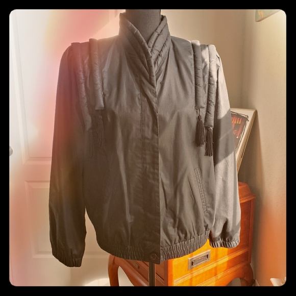 VINTAGE EXAGGERATED PIPING WITH TASSELS JACKET - Picture 2 of 6